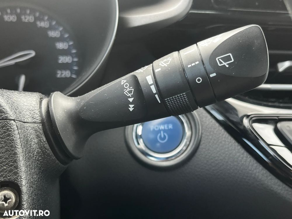 Toyota C-HR - 18