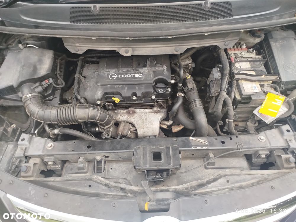 Opel Zafira Tourer 1.4 Turbo Sport - 11