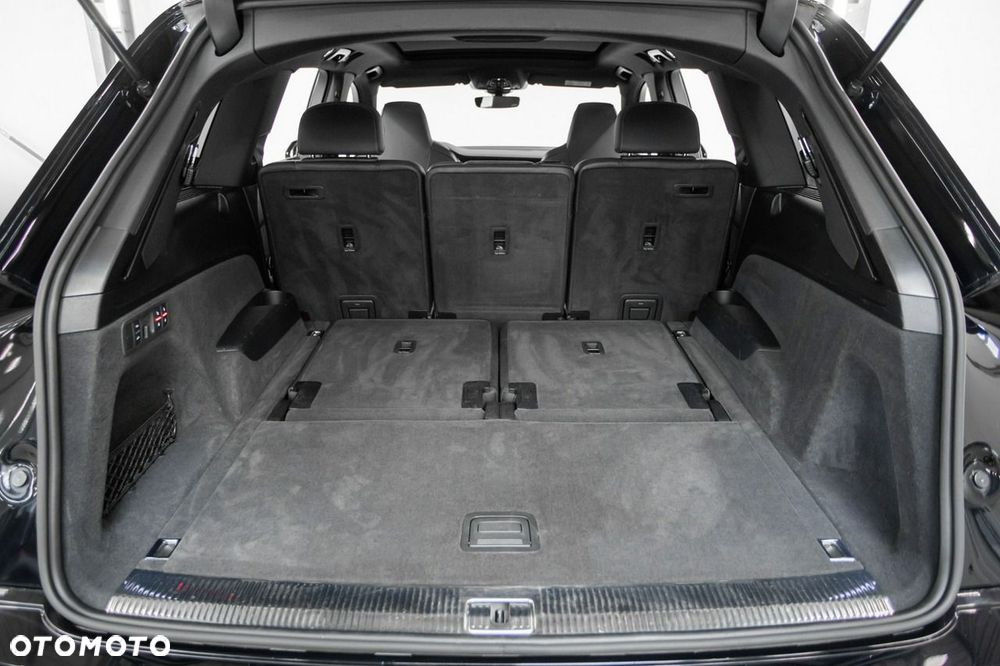 Audi SQ7 - 33