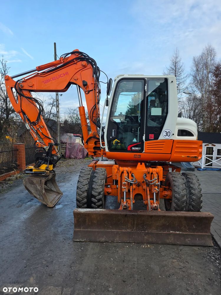 Takeuchi TB 295W Roto Engcon+Szczypce - 10