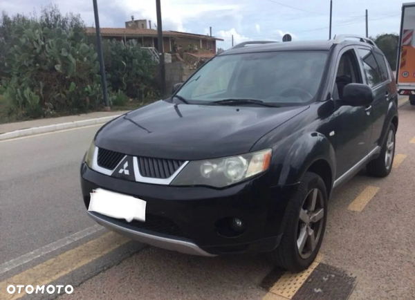 Mitsubishi Outlander 2.2 DI-D 4WD Instyle