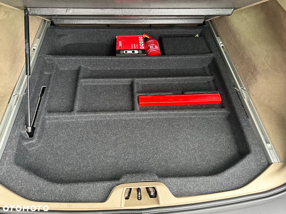 Volvo XC 70 3.2 AWD Summum - 33