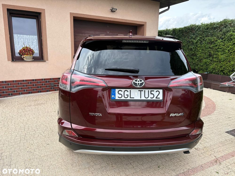 Toyota RAV4 2.0 D-4D Style 4x2 - 2