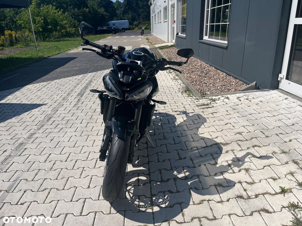 Triumph Street Triple - 7