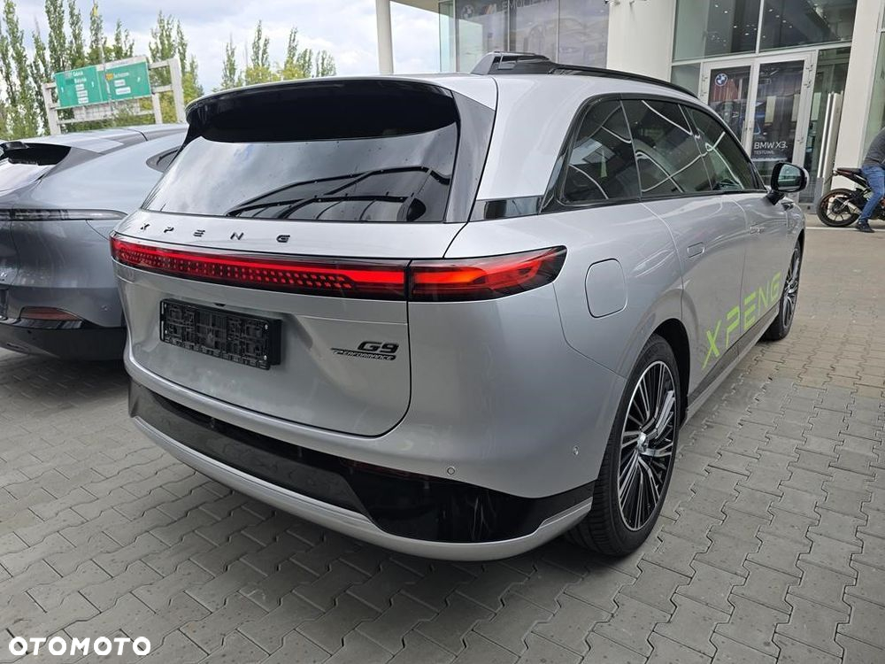 XPeng G9 - 4