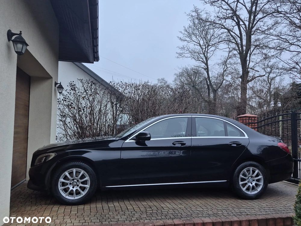 Mercedes-Benz Klasa C 200 7G-TRONIC - 2