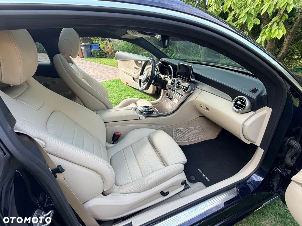 Mercedes-Benz Klasa C 200 4-Matic 9G-Tronic - 9