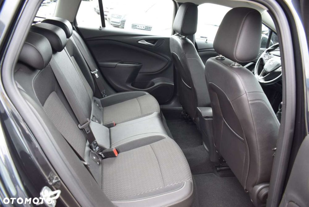 Opel Astra - 22