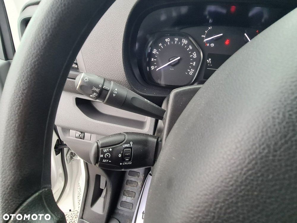 Citroën SpaceTourer M Feel - 17