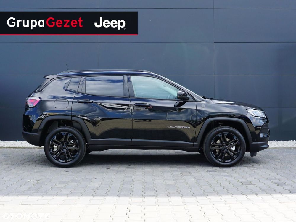 Jeep Compass - 4