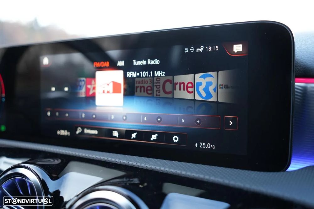 Mercedes-Benz A 250 e 8G-DCT Edition AMG Line - 11