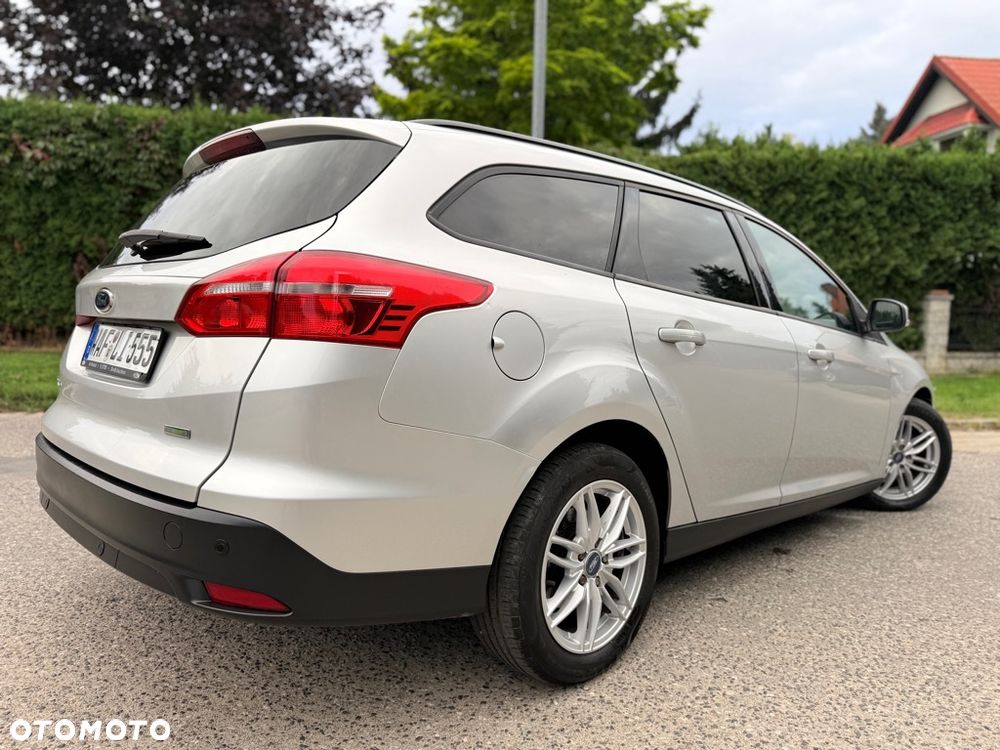 Ford Focus 1.0 EcoBoost STart-Stopp-System ACTIVE - 4