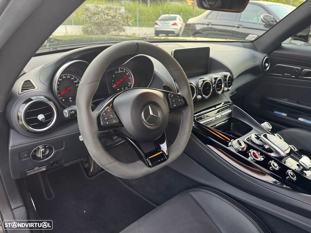 Mercedes-Benz AMG GT - 14