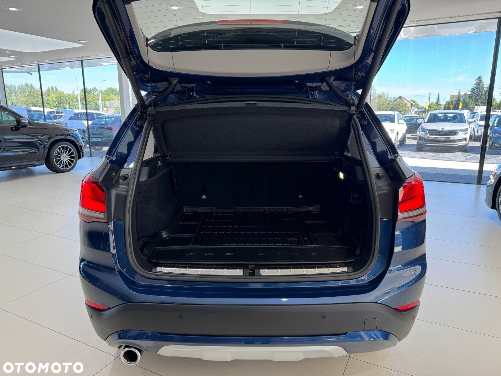 BMW X1 sDrive18i xLine - 17