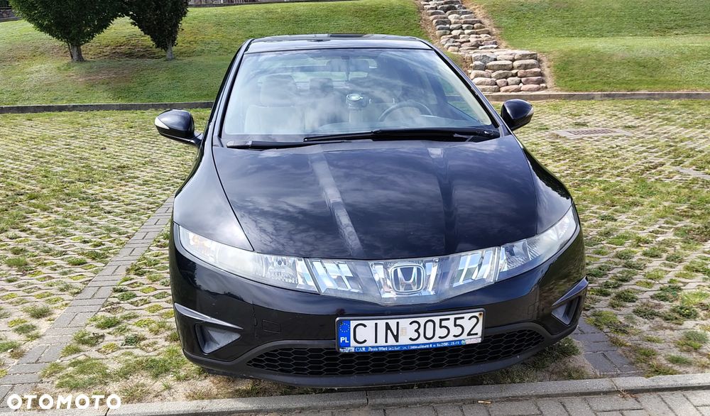 Honda Civic 1.8 Comfort - 3