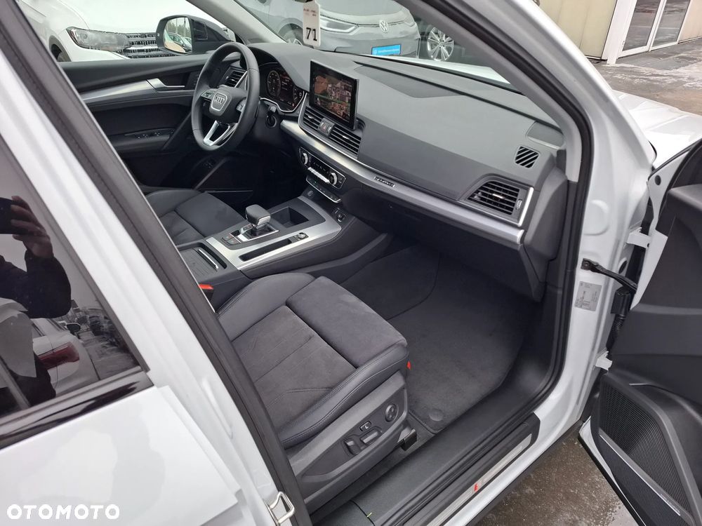 Audi Q5 55 TFSI e Quattro S Line S tronic - 12