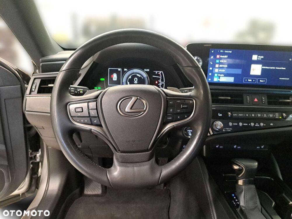 Lexus ES - 13