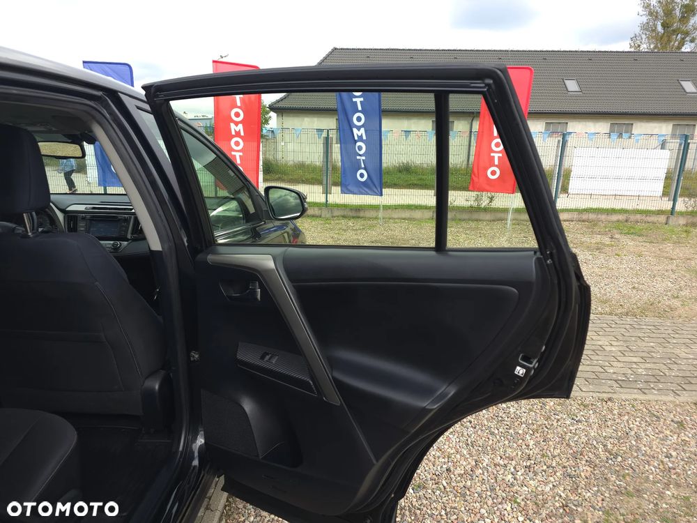 Toyota RAV4 2.0 D-4D Premium - 12