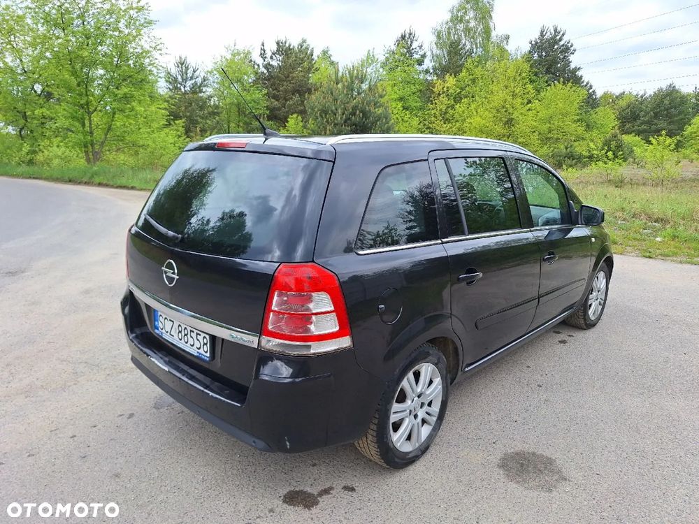Opel Zafira 1.7 CDTI Cosmo EU5 - 4
