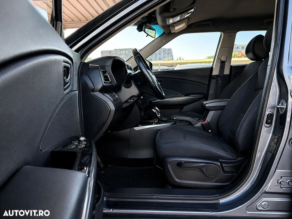SsangYong Tivoli - 13