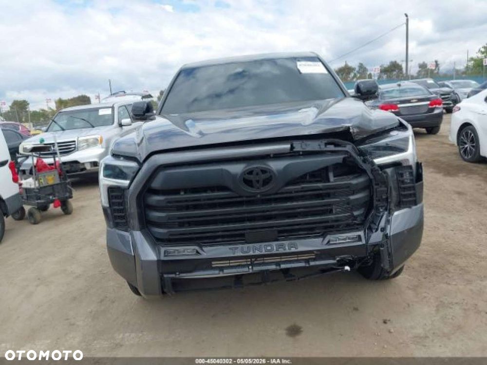Toyota Tundra - 9