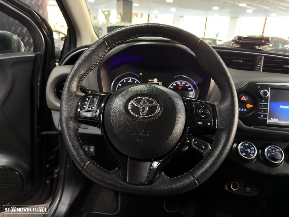 Toyota Yaris 1.0 VVT-i Exclusive - 31