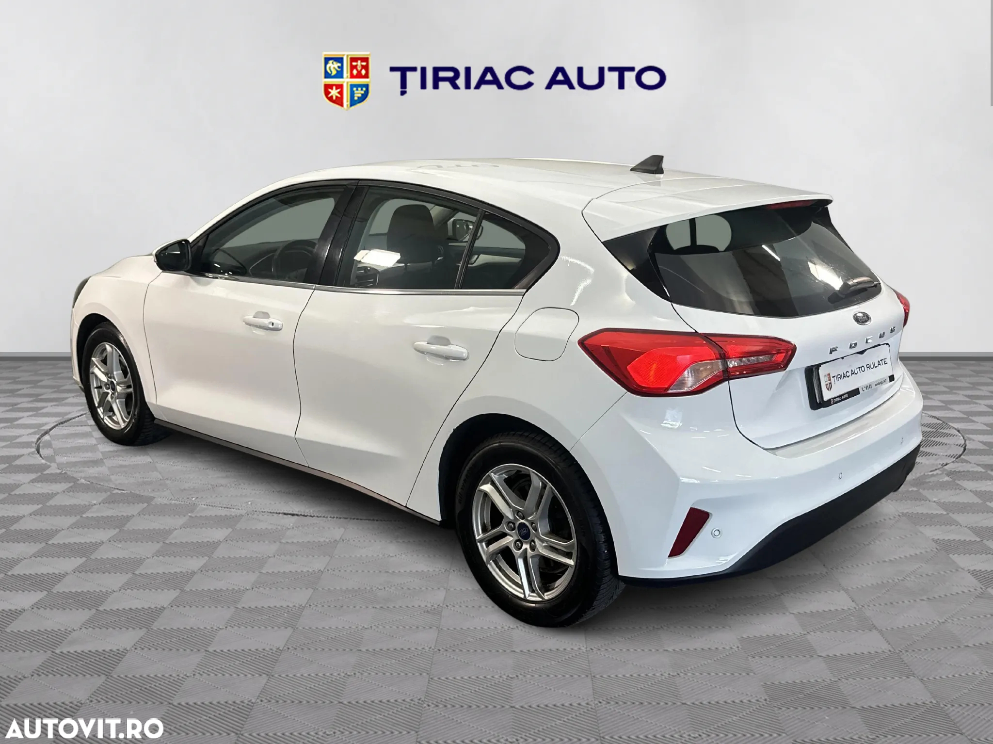 Ford Focus - 3