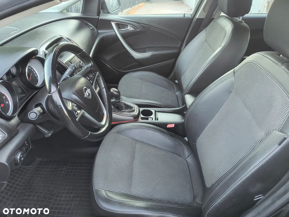 Opel Astra 1.4 Turbo Cosmo - 5