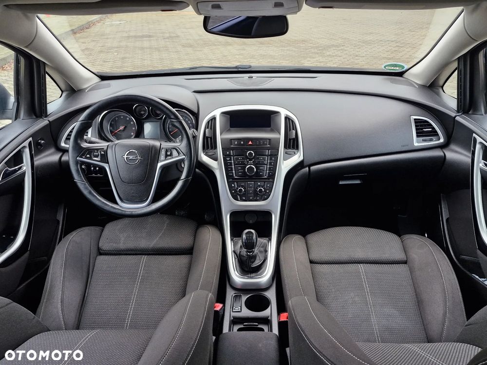 Opel Astra 1.4 T Cosmo - 21