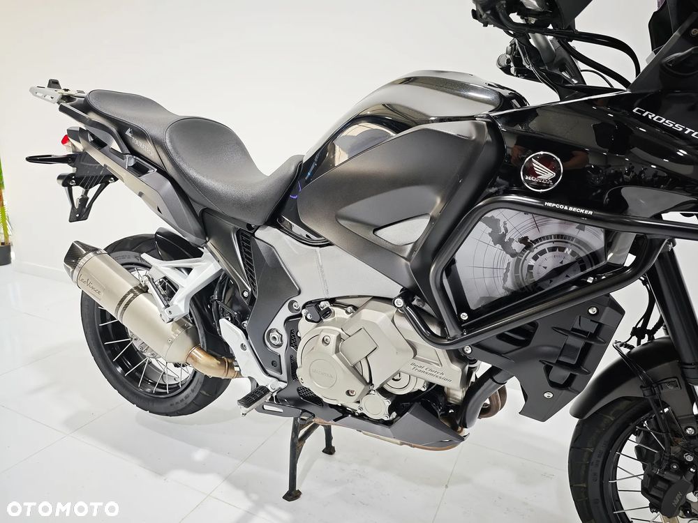 Honda VFR - 10
