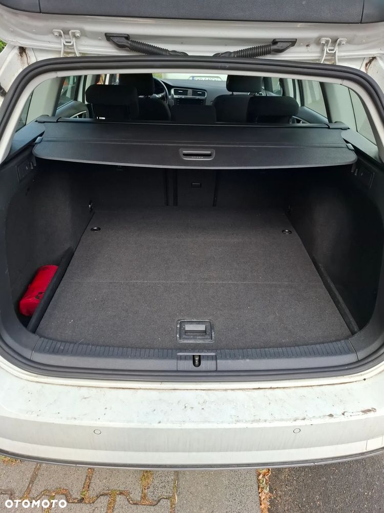 Volkswagen Golf - 12