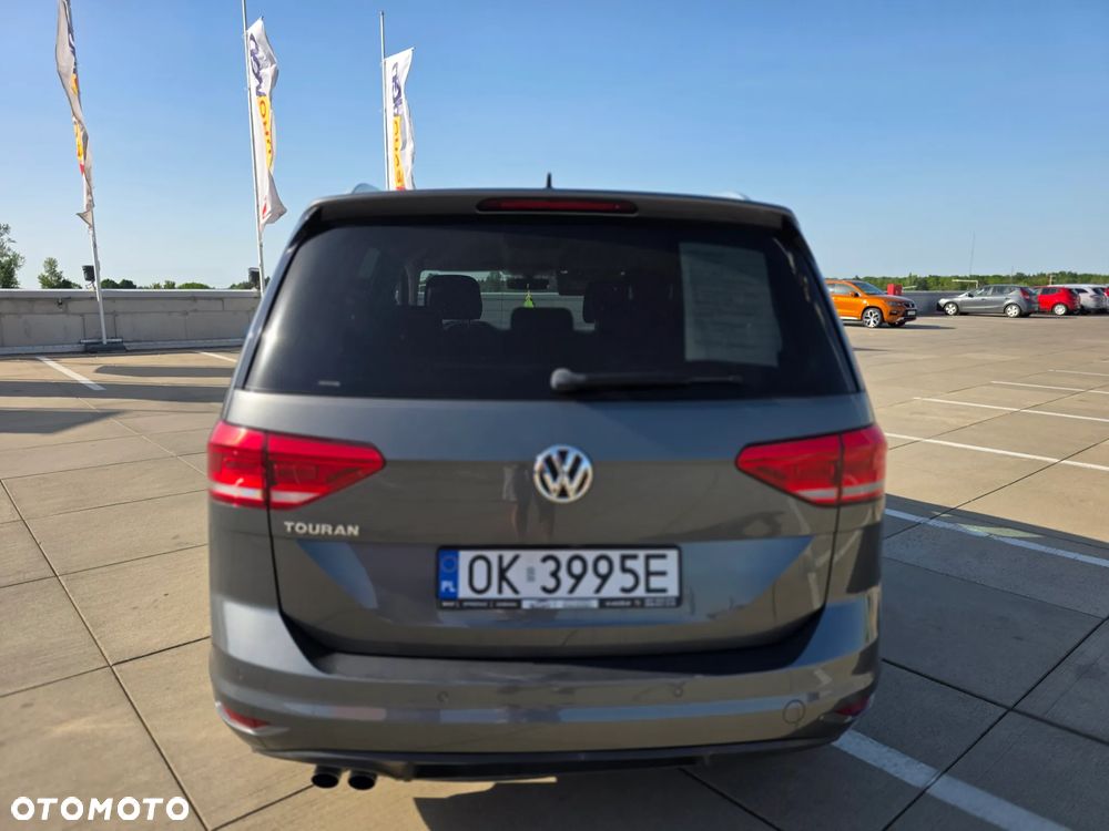 Volkswagen Touran 1.4 TSI BMT Highline - 15