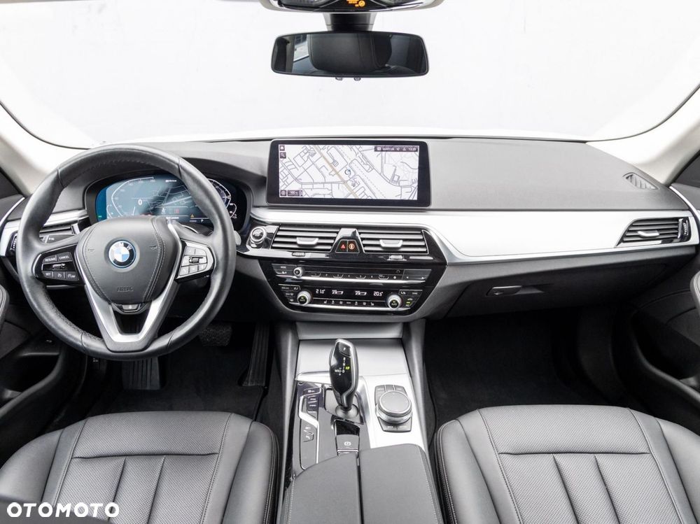 BMW Seria 5 - 12