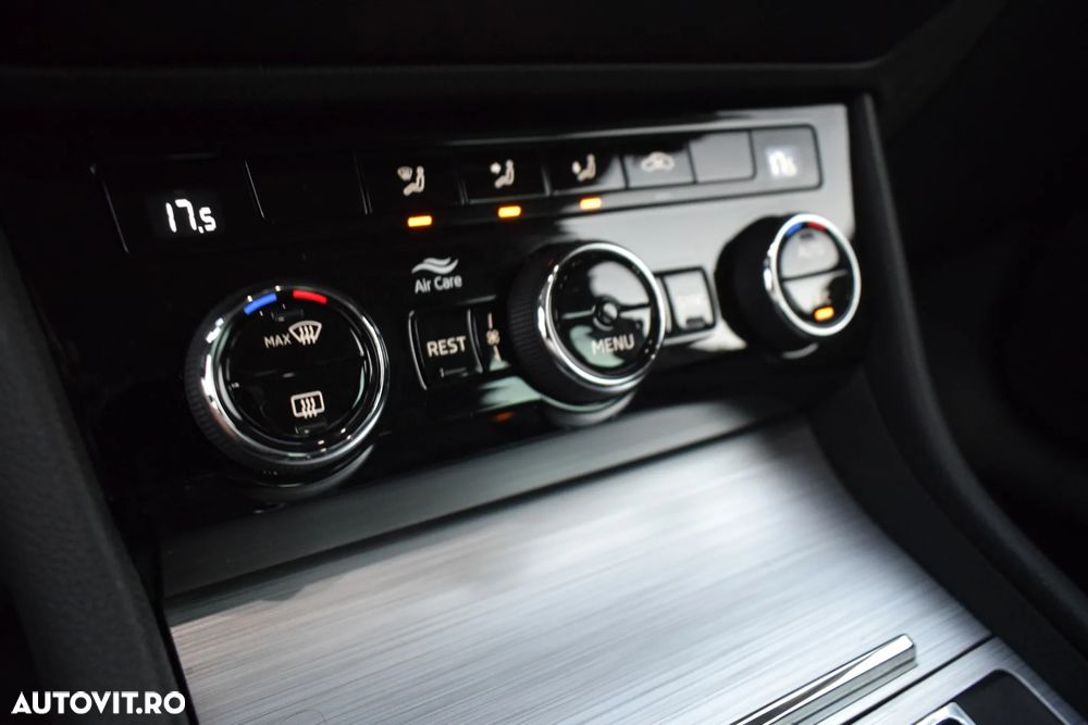 Skoda Superb 2.0 TDI DSG Style - 20