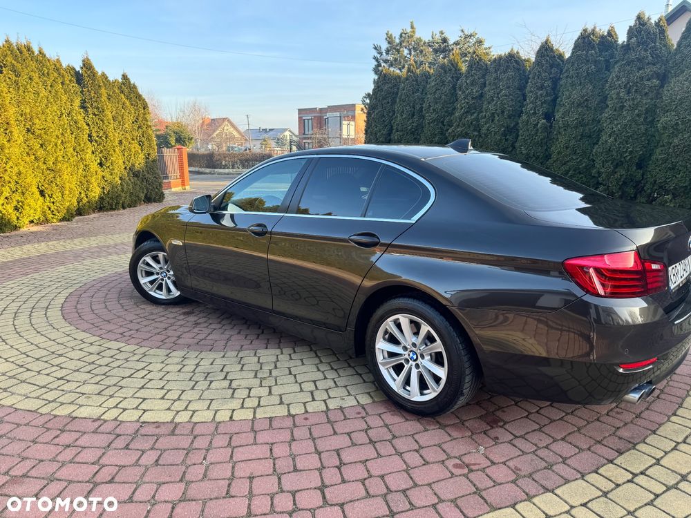 BMW Seria 5 520d Luxury Line - 7