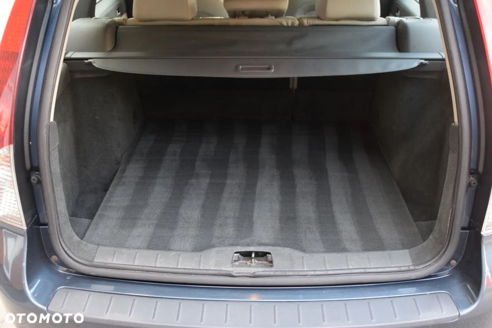 Volvo V50 2.0D DPF Momentum - 15