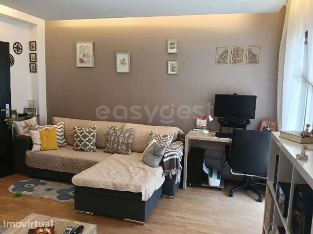 Apartamento T2 com Terraço em Ourém. Conforto, espaço e excelente l... - Grande imagem: 2/17