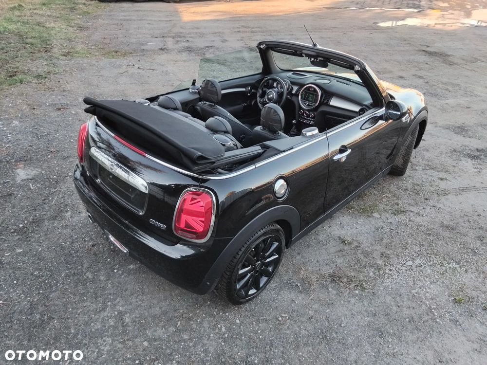 MINI Cooper John Works Trim - 1