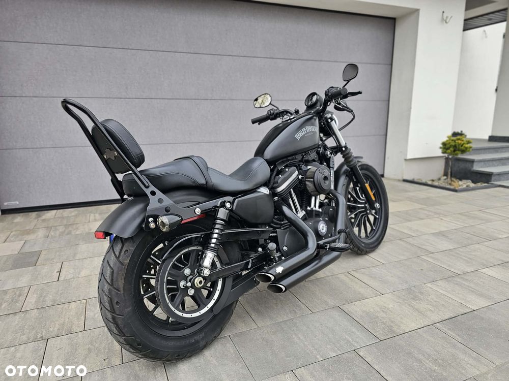 Harley-Davidson Sportster Iron 883 - 4