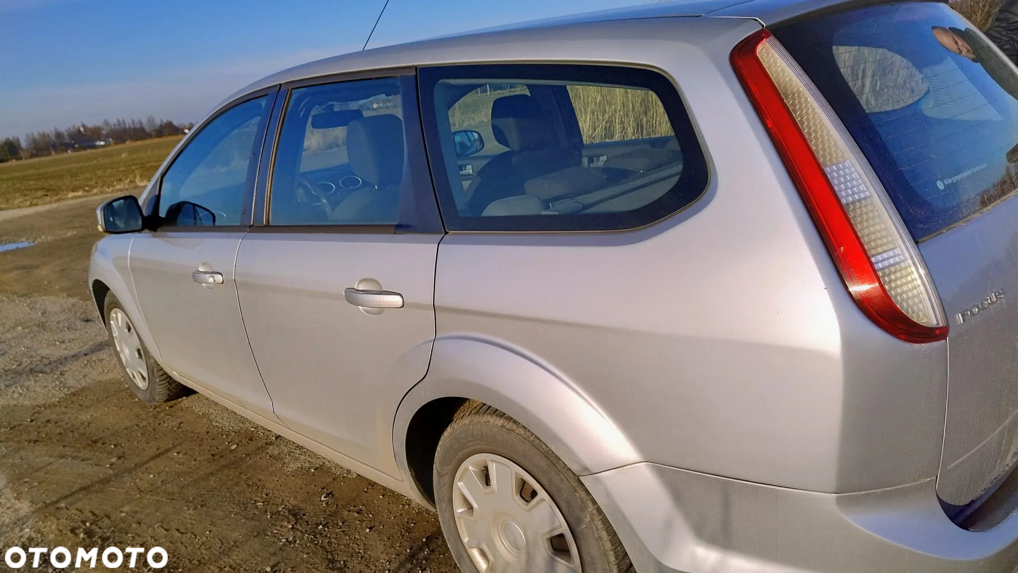 Ford Focus 1.6 16V Ambiente - 3