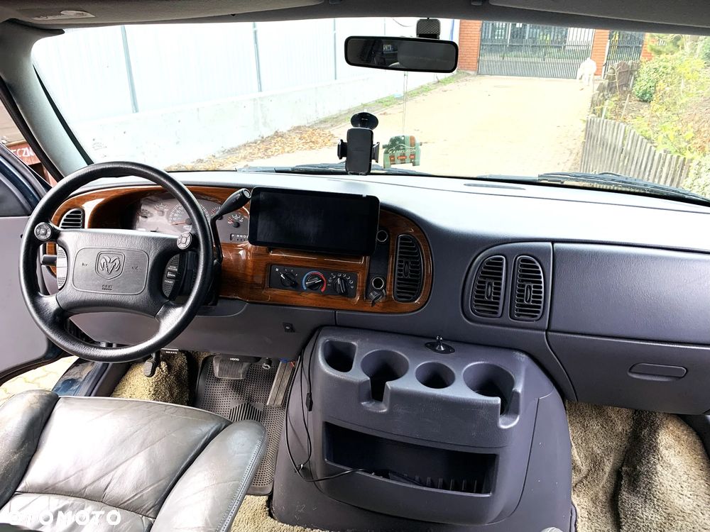 Dodge RAM - 26