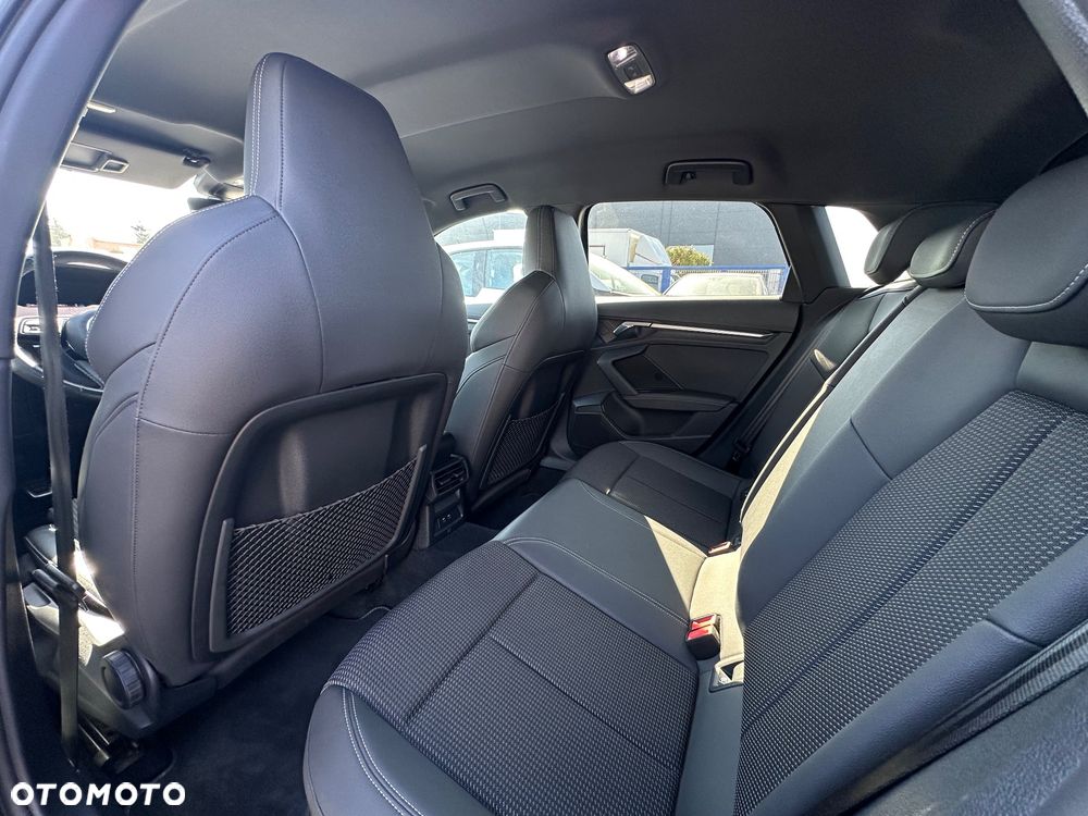 Audi A3 35 TFSI Sportback - 13