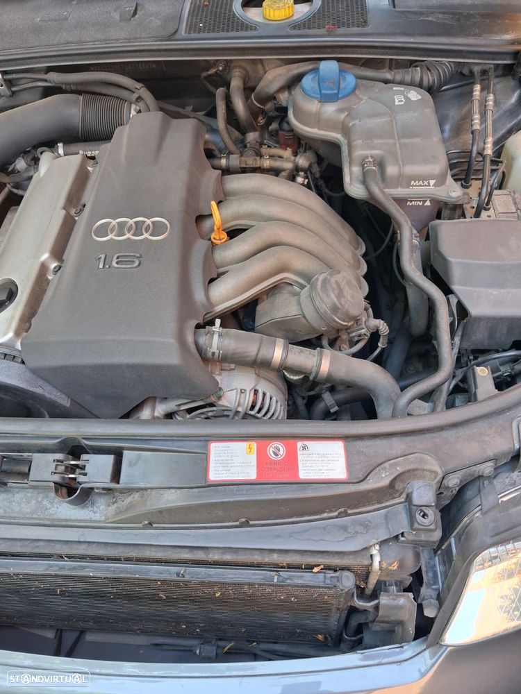Audi A4 1.6 - 12