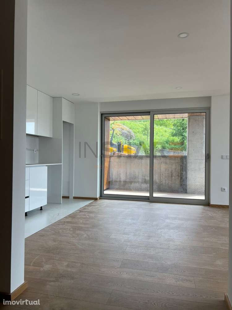 Apartamento T2 - Urgezes, Guimarães - Grande imagem: 2/28