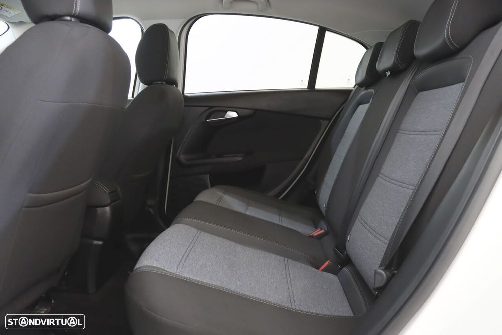 Fiat Tipo Cross 1.3 Multijet - 12