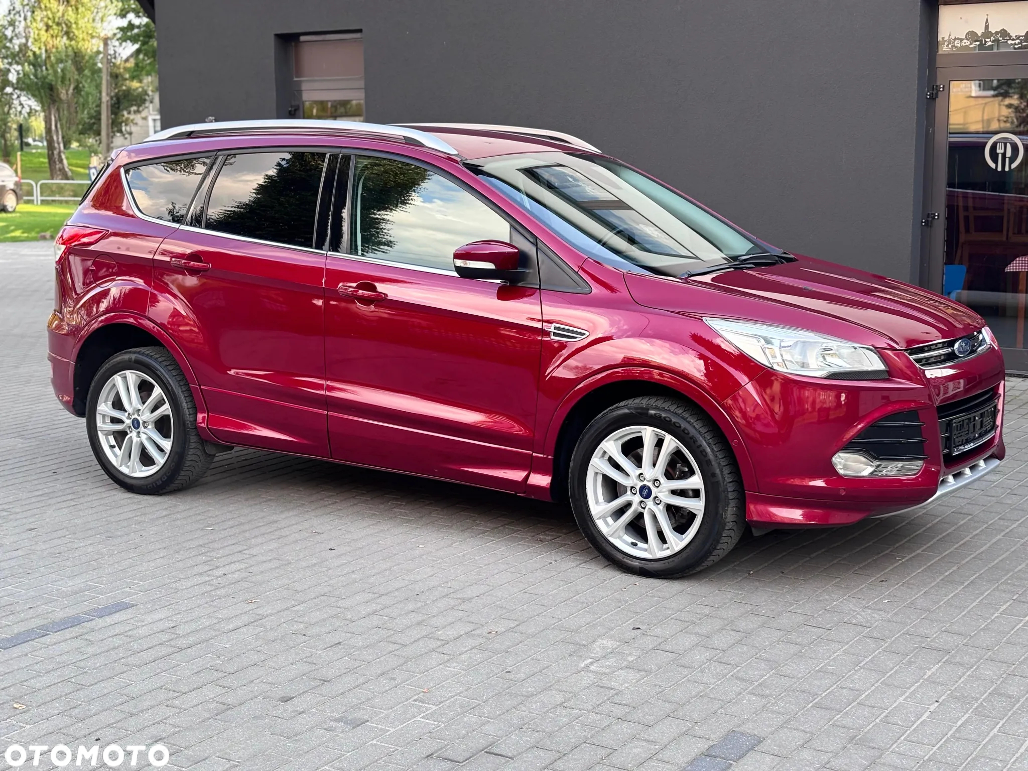 Ford Kuga - 19