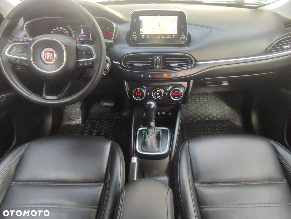 Fiat Tipo Kombi 1.6 MultiJet DCT Lounge - 25