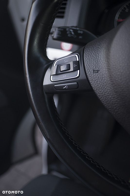 Volkswagen Multivan - 11