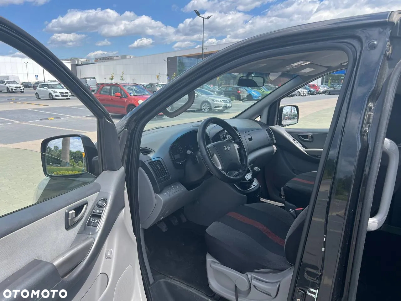 Hyundai H-1 - 4