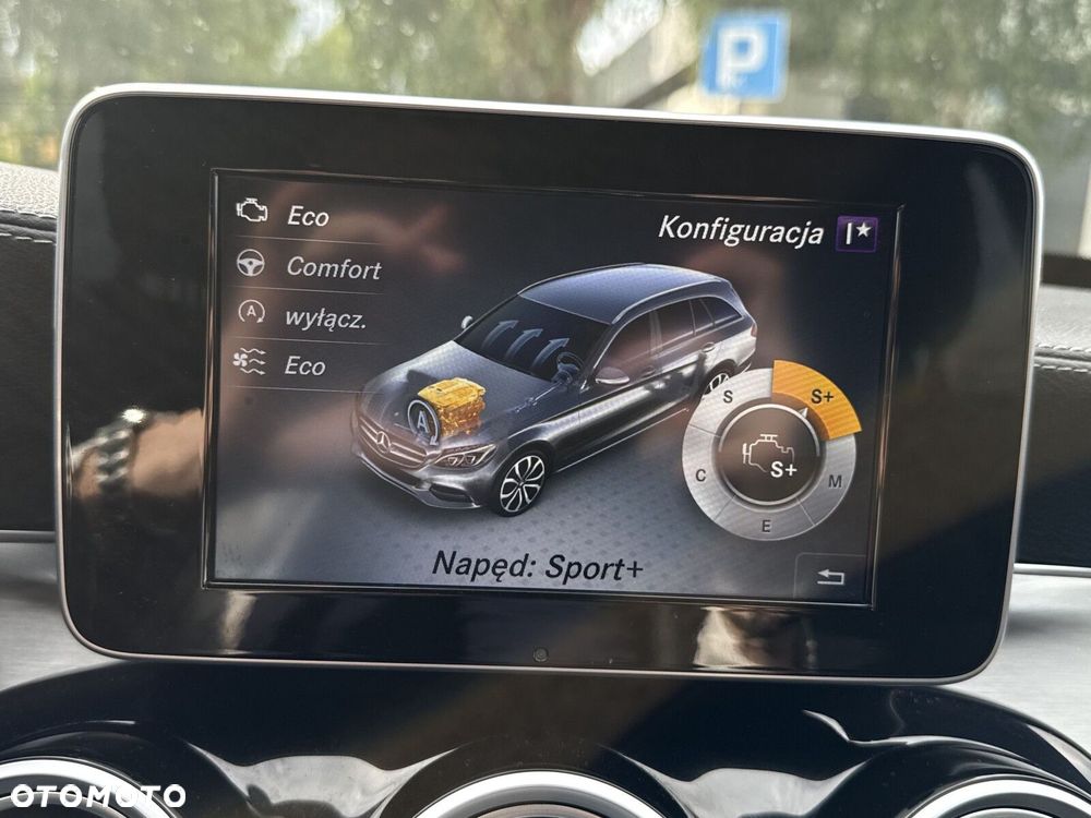 Mercedes-Benz Klasa C 200 7G-TRONIC - 31